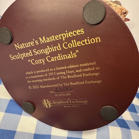 Bradford Exchange Cozy Cardinal’s Nature's Masterpieces Songbird Sculpture 2021 - Picture 9 of 12